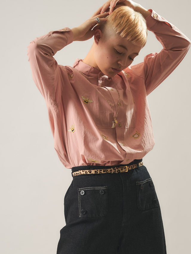 ハチ刺繍シャツ -40.pink